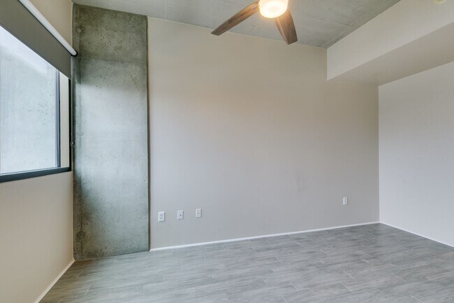 Building Photo - Modern High-Rise Living at Juhl with City Views