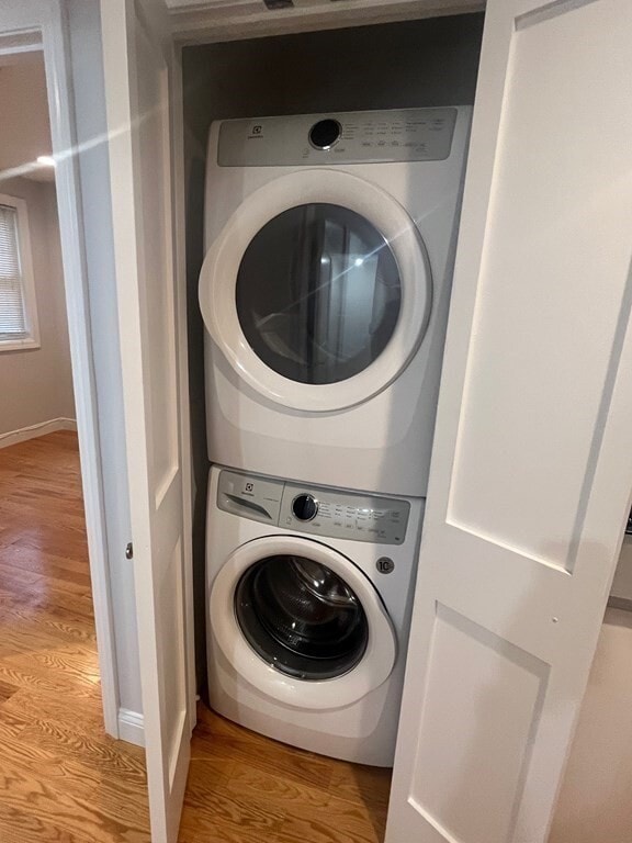 Building Photo - 373 Dorchester St