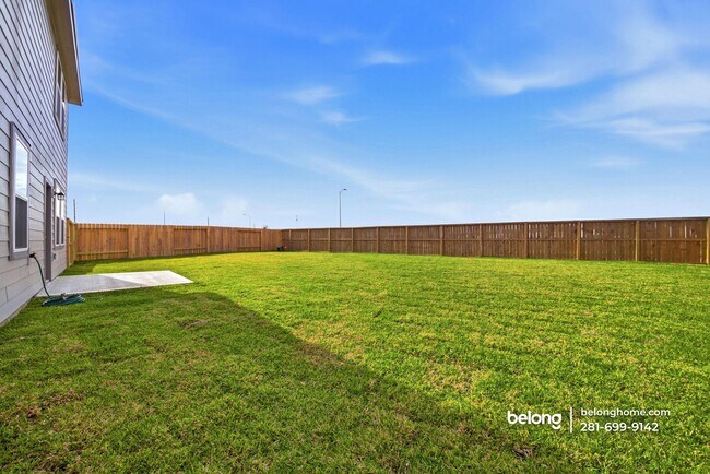 Building Photo - 10726 Sonny Trails Ct