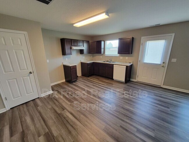 Building Photo - 837 Prescot Cir