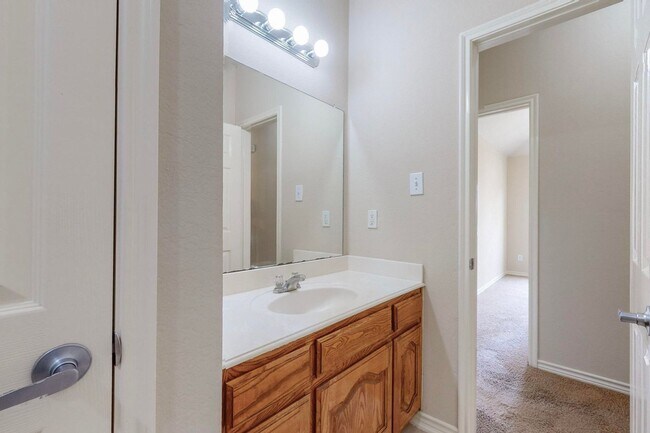 Building Photo - **Now pre-leasing, available to view early...