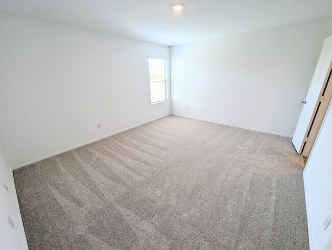 Building Photo - 15128 Tejano St