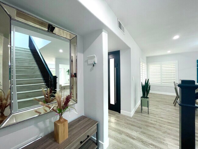 Building Photo - 7842 W 79th St