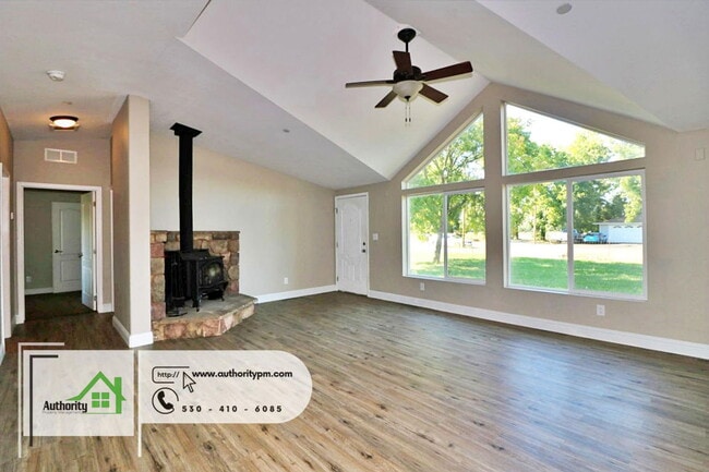 Building Photo - 22233 Venzke Rd