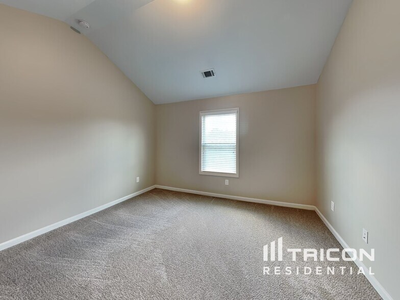 Building Photo - 446 Baylee Ridge Cir