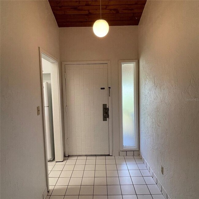 Building Photo - 2366 Burnway Rd