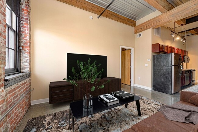 Interior Photo - Harding Street Lofts