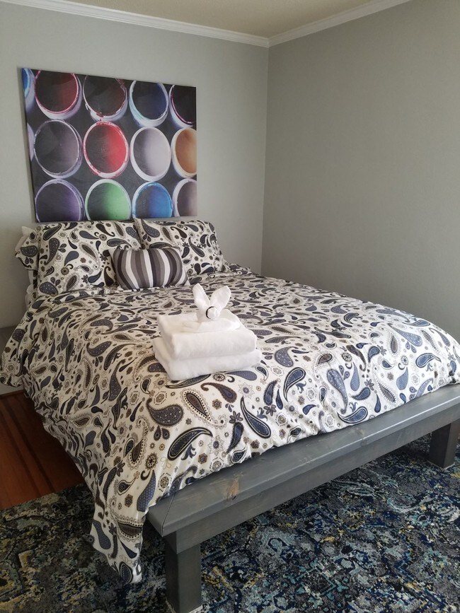 Building Photo - 22 W Earle St