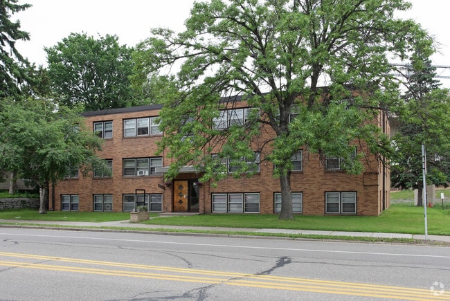 Primary Photo - 6141 Nicollet Ave S
