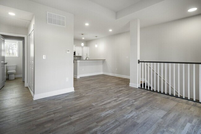 Building Photo - Second Floor, Two Bedroom with Private Ent...