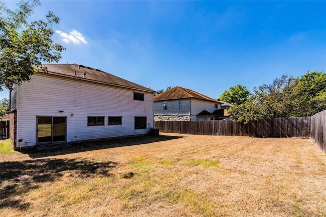 Building Photo - 17924 Narsitin Ln