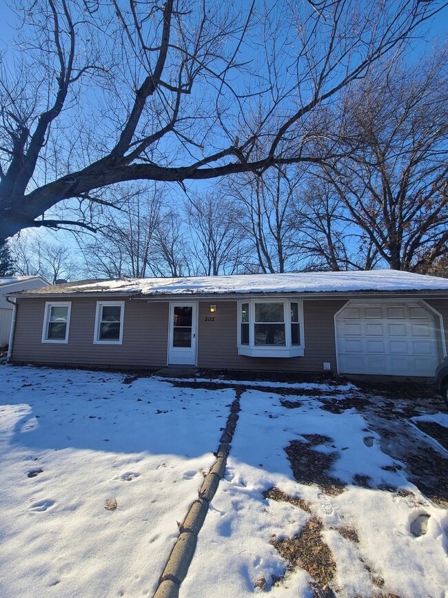 Building Photo - 505 S Duncan Rd