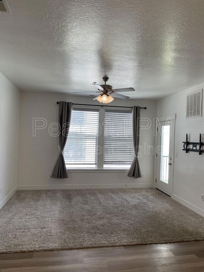 Building Photo - 1772 W Terra Vista Ln
