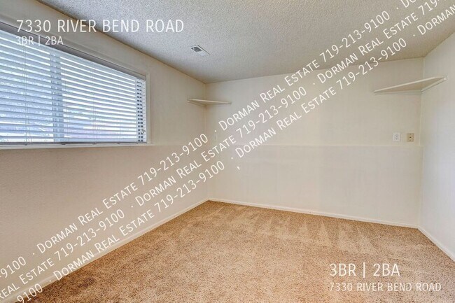 Building Photo - 7330 River Bend Rd