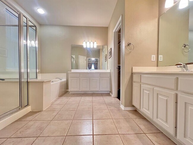 Building Photo - 2323 Little Elm Trail