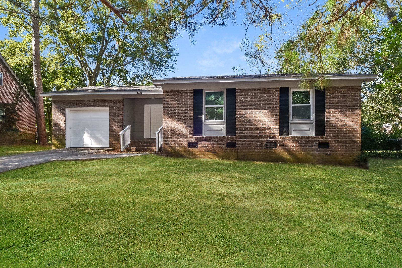 Building Photo - 5023 Barrington Dr