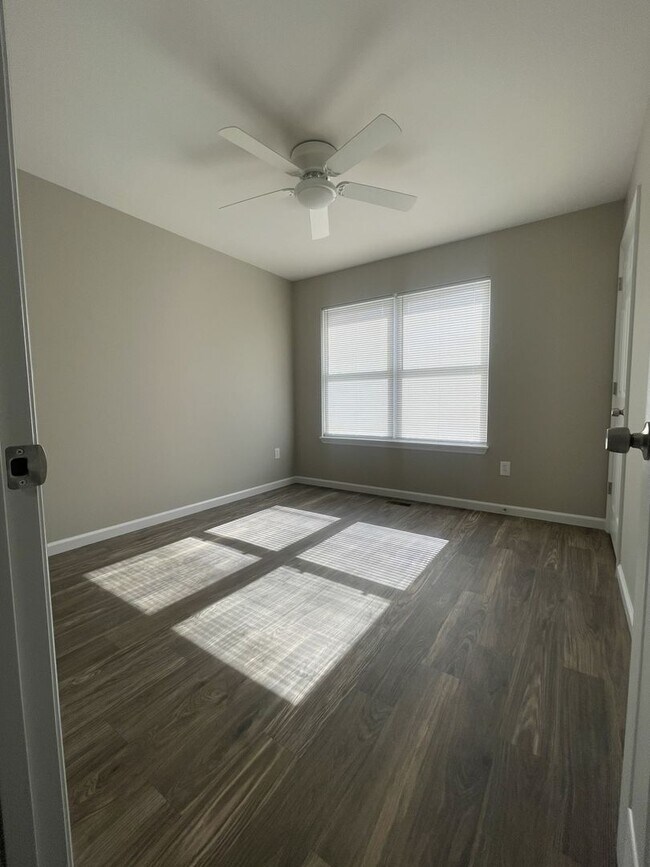 Building Photo - BRAND NEW!! 3 Bed 2.5 Bath house JUST BUILT for rent in Winfield, MO!