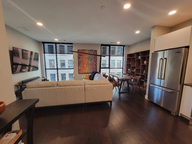 Building Photo - 350 Oliver Ave