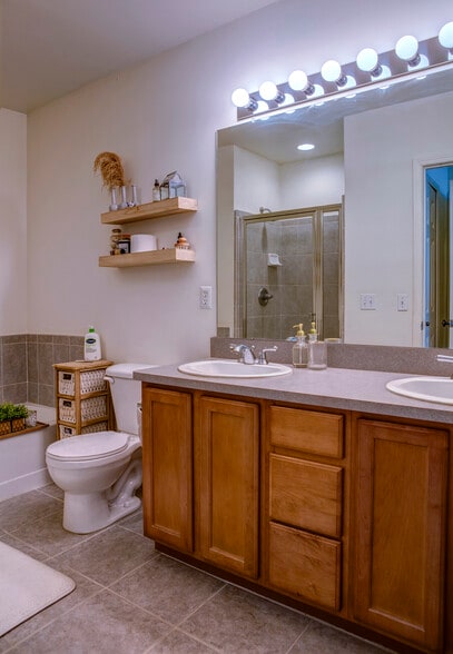 Bathroom 1 - 1388 Ashford Ct
