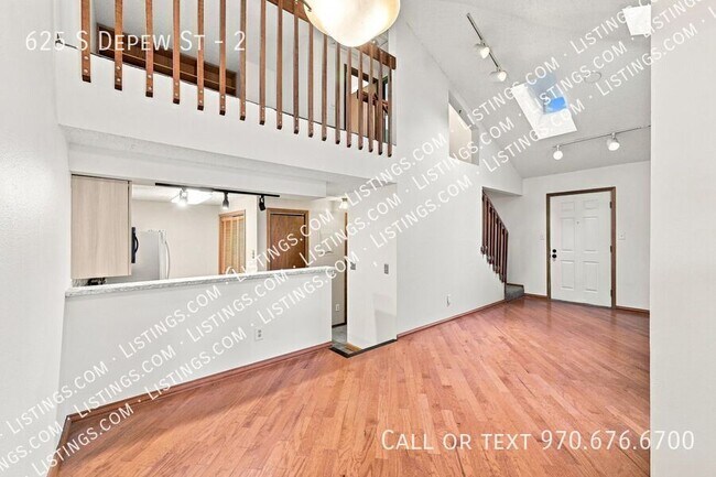 Building Photo - 625 S Depew St