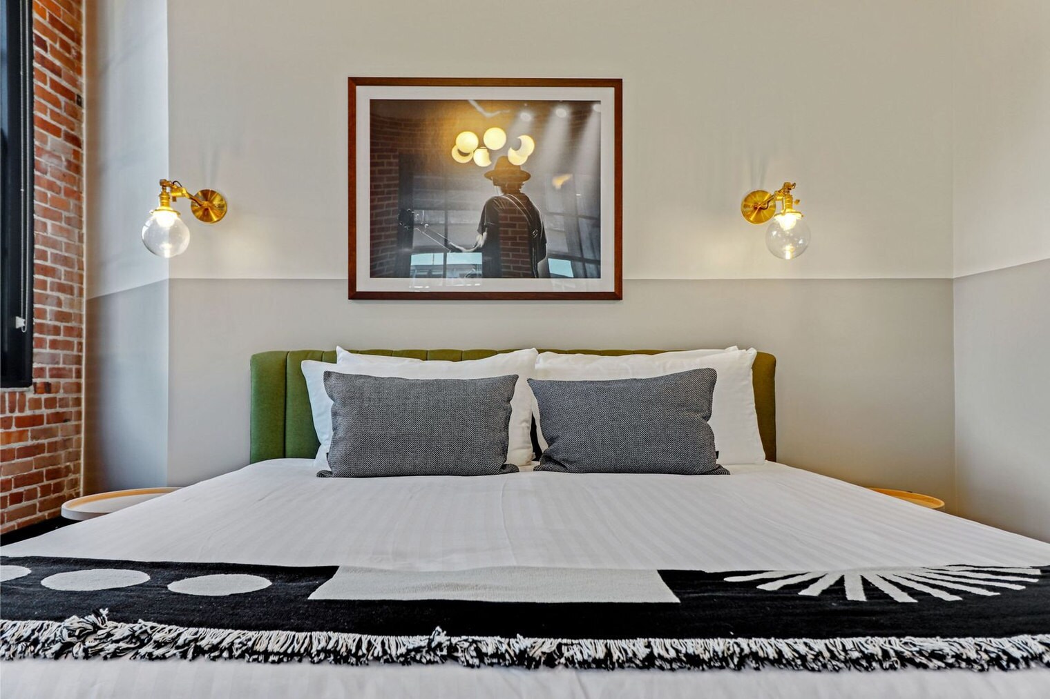 Building Photo - 1148 S Peters St