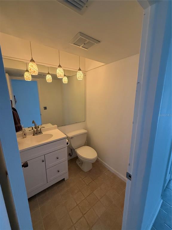 Building Photo - 4212 Fairway Cir