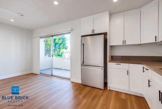 Building Photo - 5415 Corteen Pl