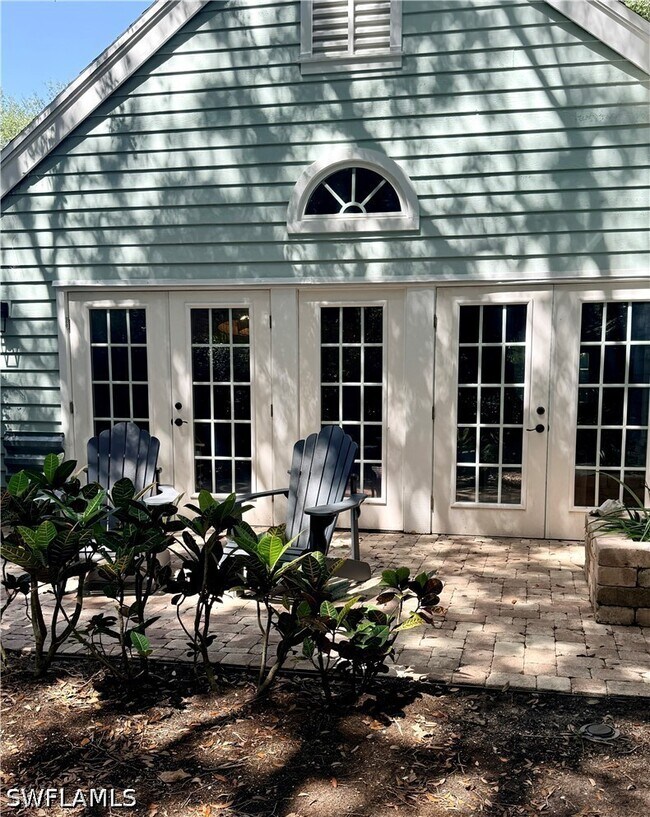 Building Photo - 1546 Sabal Ct