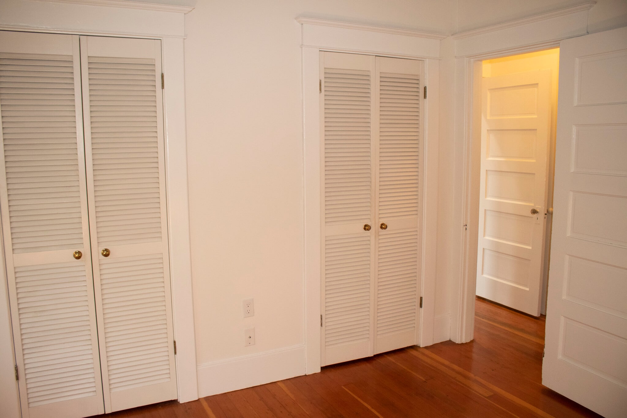 Building Photo - 2905 SW 4th Ave