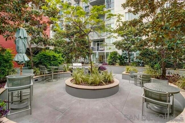 Building Photo - 1277 Kettner Blvd