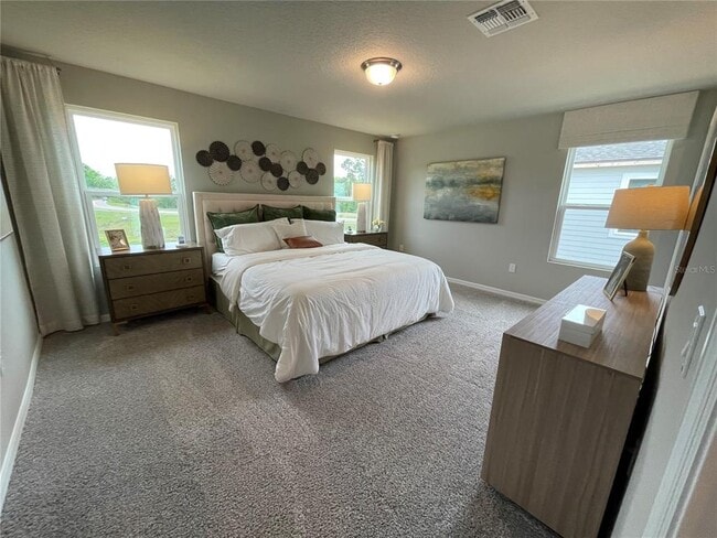 Building Photo - 732 Legacy Dr