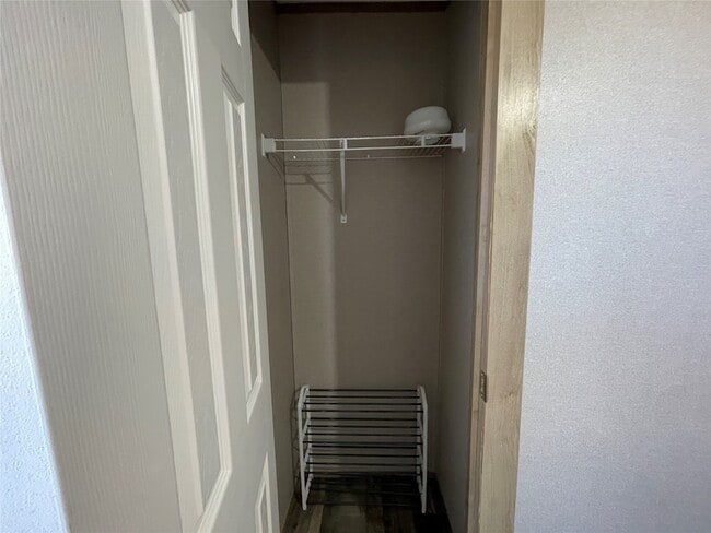 Building Photo - 3830 N Florence Rd