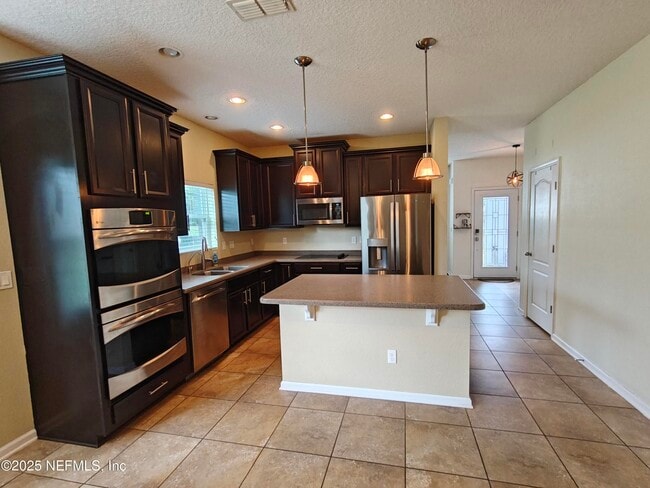 Building Photo - 1479 King Rail Ln