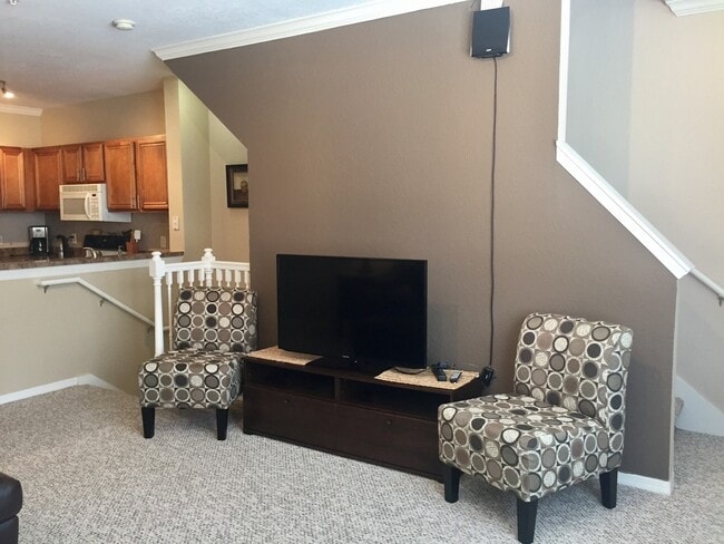 Building Photo - FULLY FURNISHED 1/1 in Serenata
