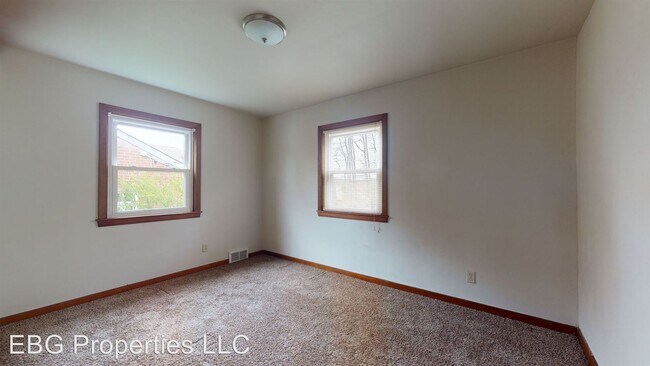 Building Photo - 2 br, 1 bath House - 3377 W Prospect Ave