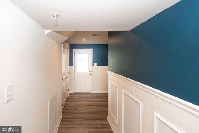 Building Photo - 110 Nelson Ln