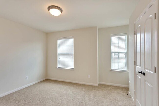 Building Photo - 1673 Breanna Ln