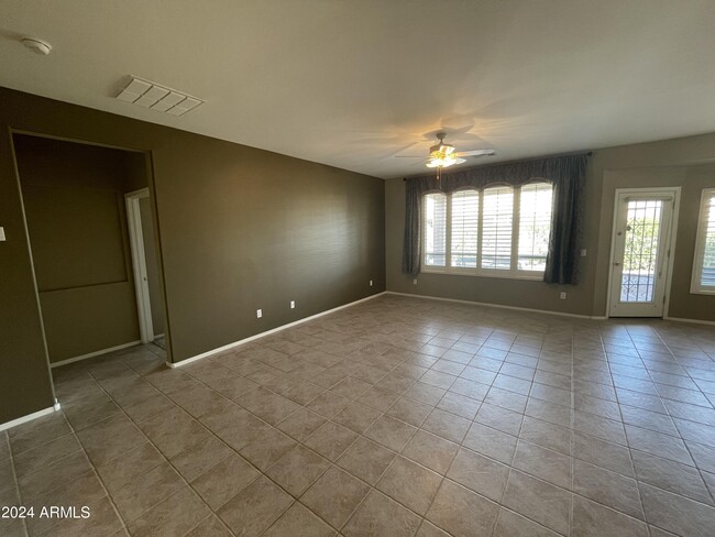 Building Photo - 42550 W Candyland Pl