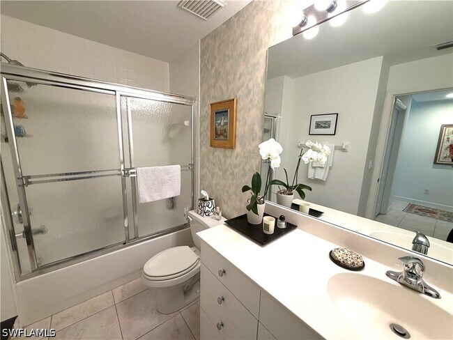 Building Photo - 2377 Ravenna Blvd