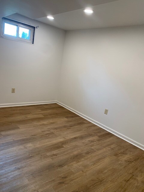Building Photo - 1399 Sleepy Hollow Rd