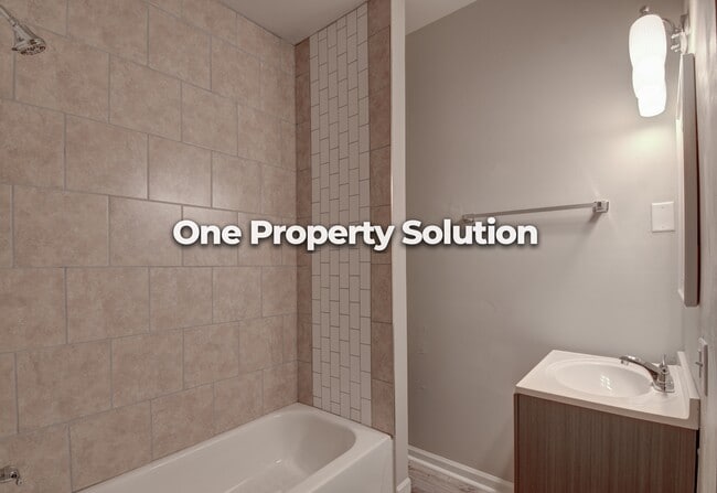 Building Photo - 437 Hovey St