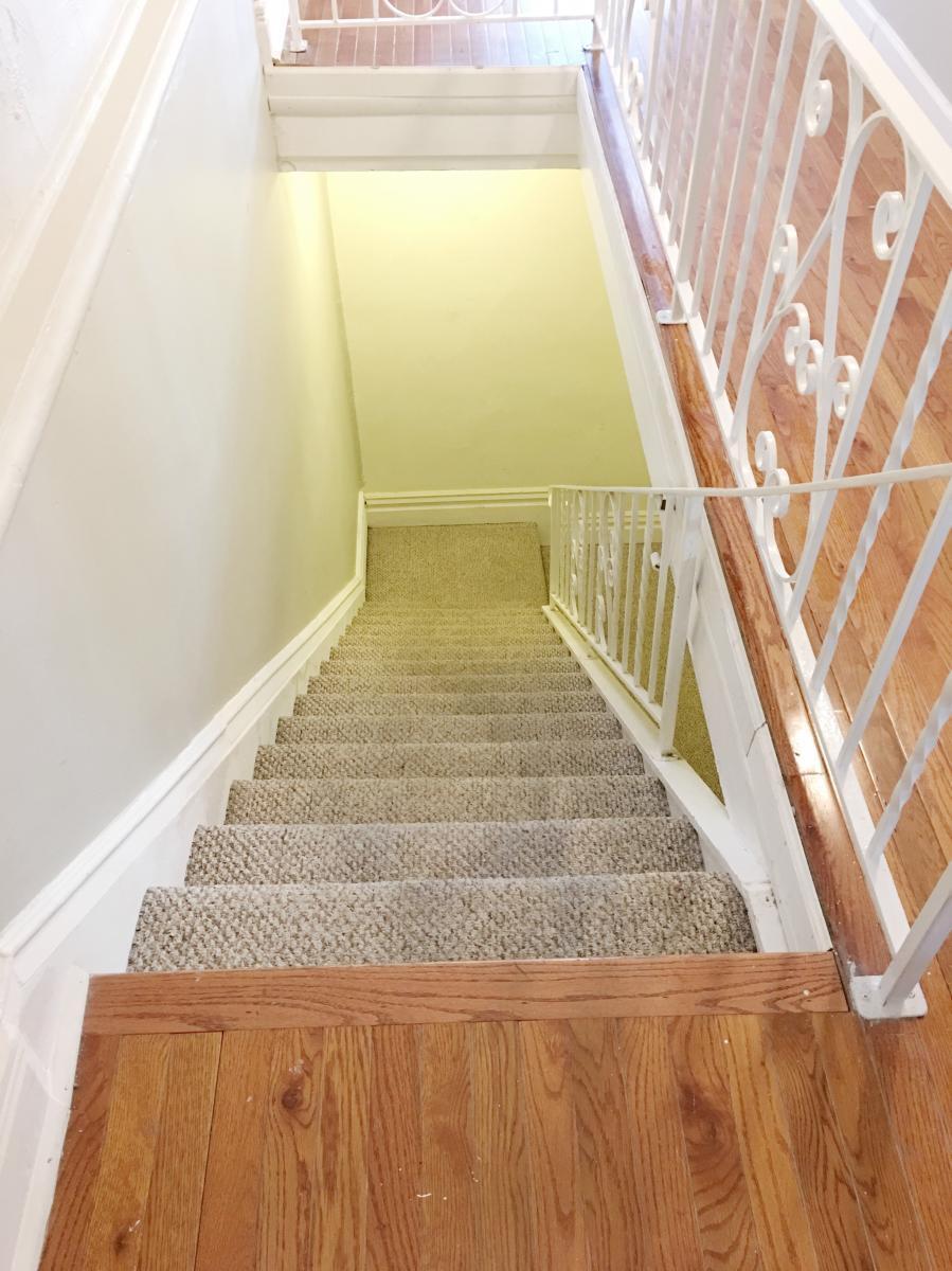 Building Photo - 703 Ivy St