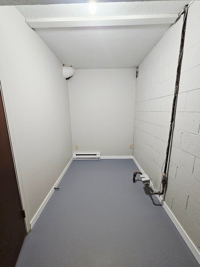 Building Photo - 4 BED | 1 BATH | SINGLE-FAMILY | NORTH | R...