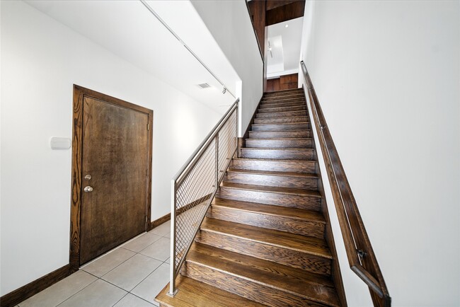 Building Photo - 1826 Prospect St