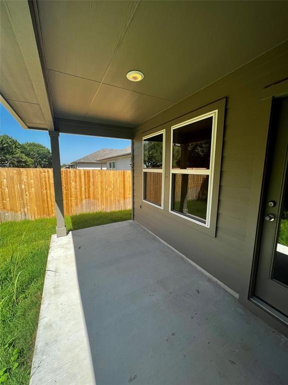 Building Photo - 1337 Camden Ln