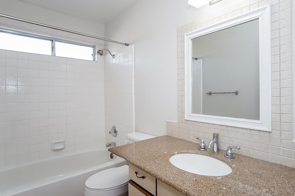 Building Photo - 827 Schooner Dr