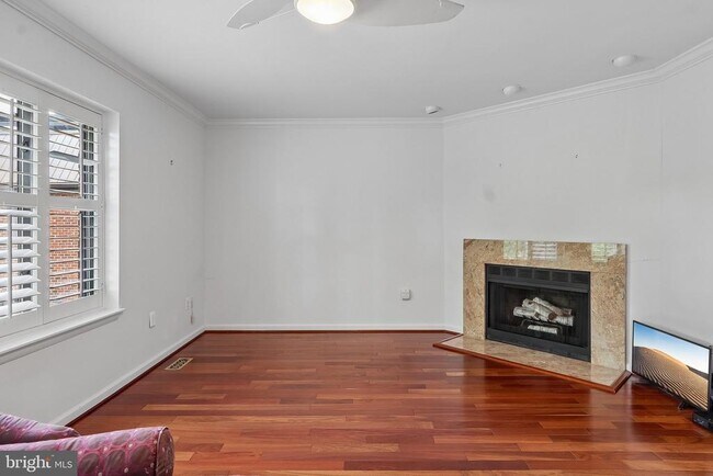 Building Photo - 519 Brummel Ct NW