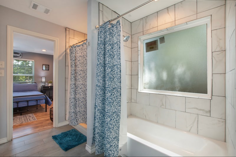 Building Photo - 958 E Allen Ave