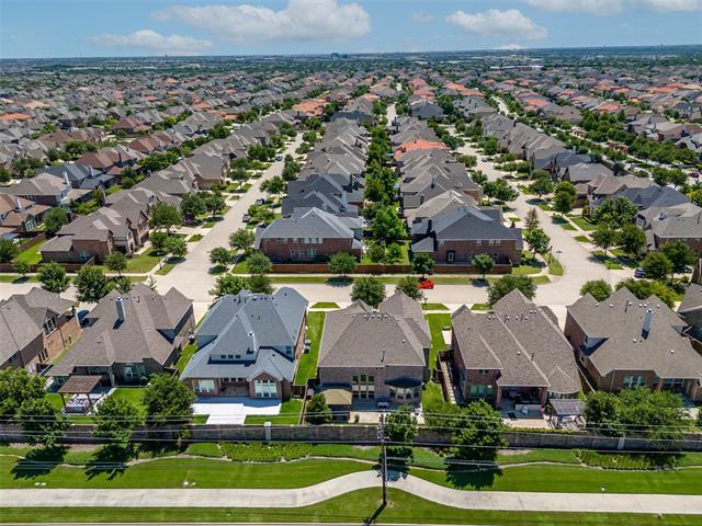 Building Photo - 6571 Detweiller Dr