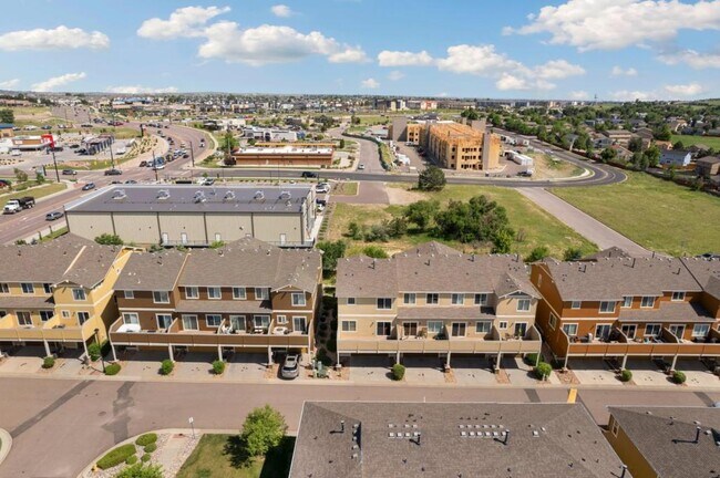 Building Photo - 5649 Saint Patrick View